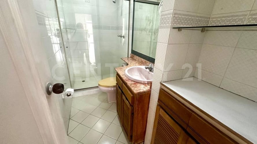 Apartamento de 4 alcobas en venta en El Poblado, Medellín, 260 m² · foto 20 de 22