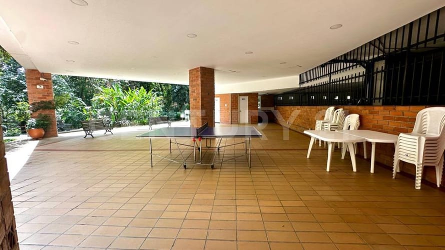 Apartamento de 4 alcobas en venta en El Poblado, Medellín, 260 m² · foto 22 de 22