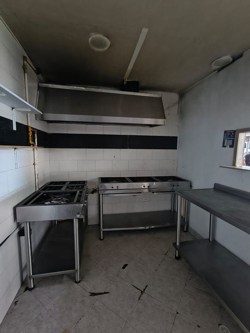 Local en arriendo en La Candelaria, Medellín, 15 m² · foto 4 de 8