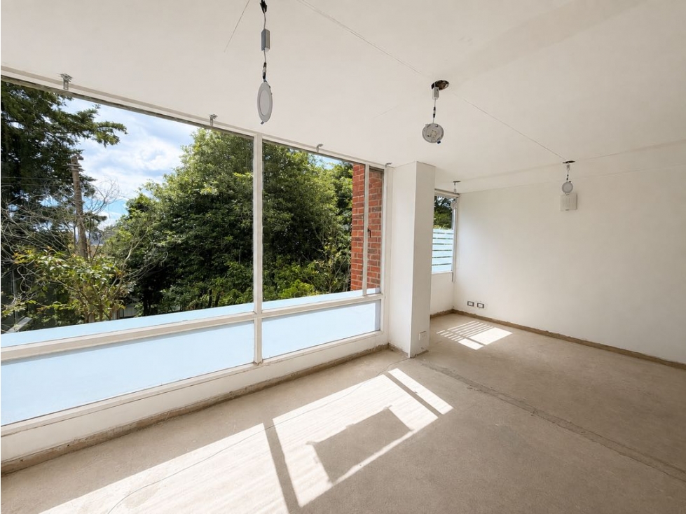 Apartamento en venta en Los Rosales, Bogotá · foto 8 de 23
