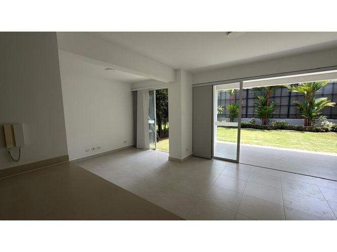 Casa de 3 alcobas en venta en Alfaguara, Jamundí, 189 m² · foto 2 de 23