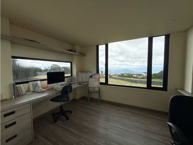 Casa de 4 alcobas en venta en Yerbabuena, Sopó, 260 m² · foto 7 de 23