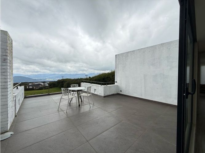 Casa de 4 alcobas en venta en Yerbabuena, Sopó, 260 m² · foto 13 de 23