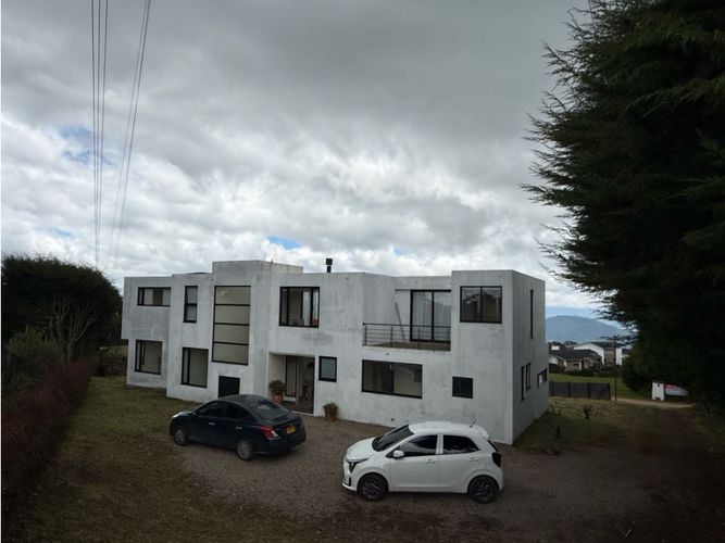 Casa de 4 alcobas en venta en Yerbabuena, Sopó, 260 m² · foto 22 de 23