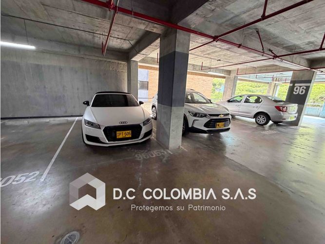 Apartamento de 2 alcobas en venta en Altos Del Poblado, Medellín, 63 m² · foto 13 de 24