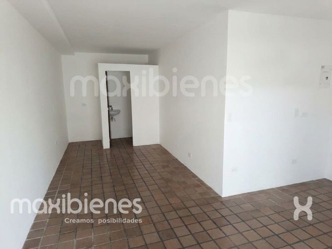 Local en arriendo en Ortiz, Apartado, 45 m² · foto 2 de 6