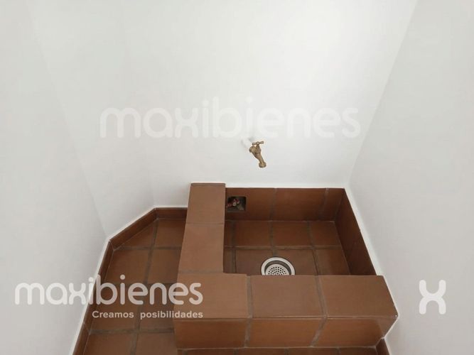 Local en arriendo en Ortiz, Apartado, 45 m² · foto 6 de 6