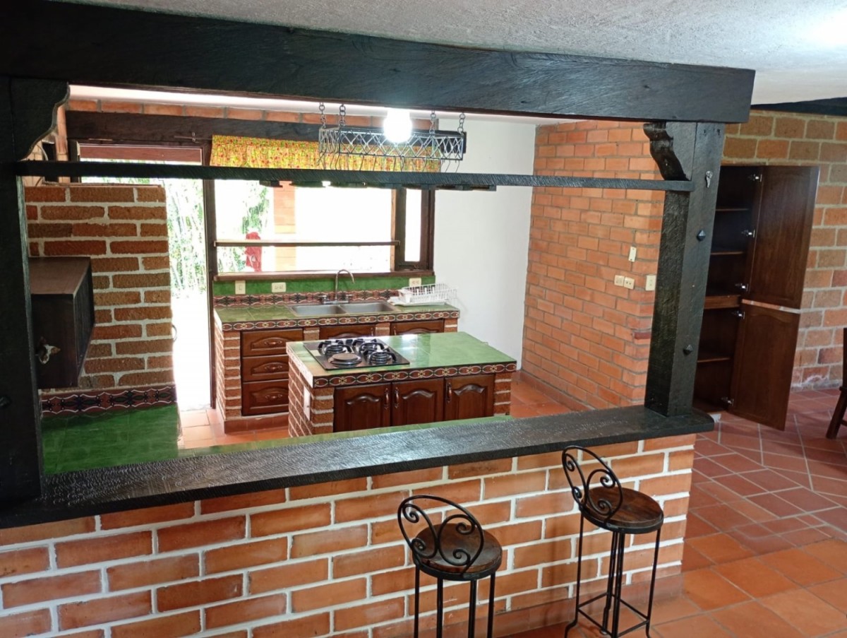 5BR House in Cabeceras de llanogrande (3200 m²) - 4