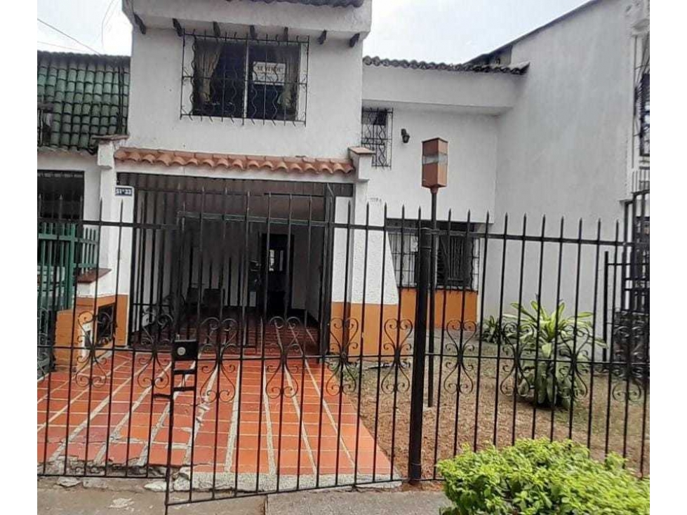 Casa de 5 habitaciones en venta en Urbanizacion la Merced, Cali — imagen 1 de 23