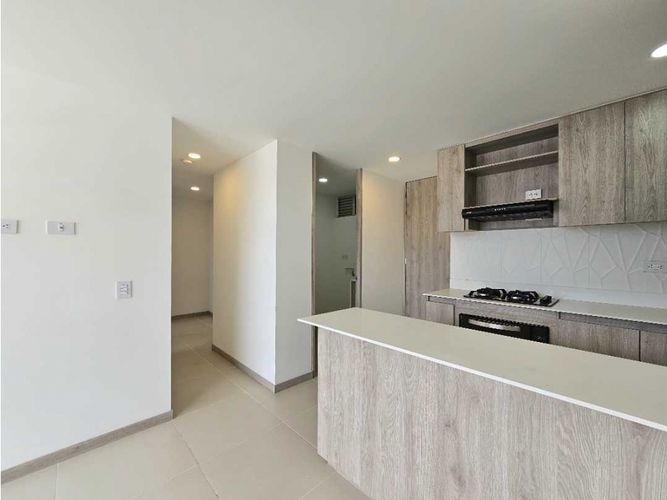 Apartamento de 3 alcobas en venta en El Guayabo, Itagüí, 63 m² · foto 12 de 24