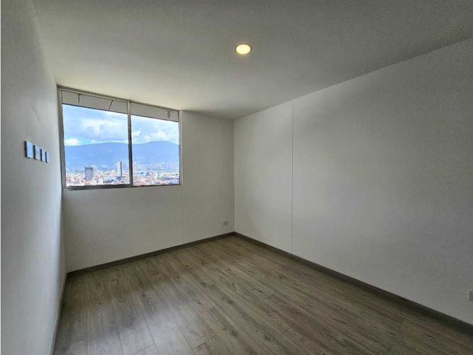 Apartamento de 3 alcobas en venta en El Guayabo, Itagüí, 63 m² · foto 24 de 24