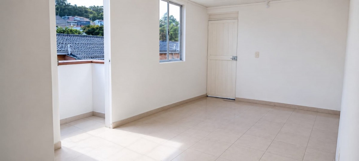 3BR Apartment in Alto del medio (75 m²) for Sale - 3