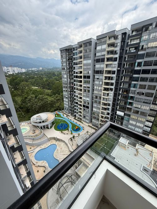 Apartamento de 3 alcobas en venta en Cañaveral, Floridablanca, 110 m² · foto 5 de 24