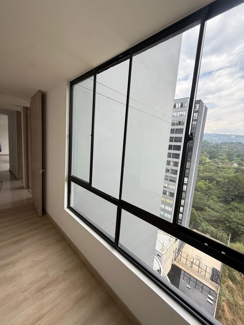 Apartamento de 3 alcobas en venta en Cañaveral, Floridablanca, 110 m² · foto 10 de 24