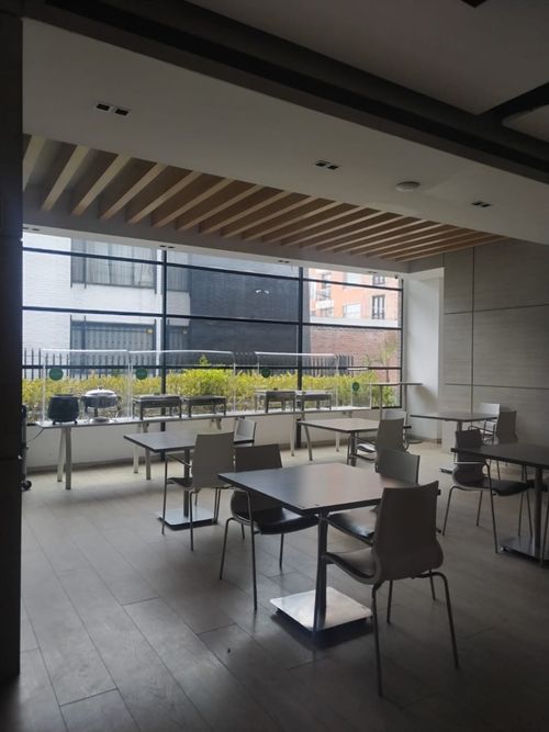 Apartaestudio en venta en Chicó Navarra, Bogotá, 51 m² · foto 10 de 11