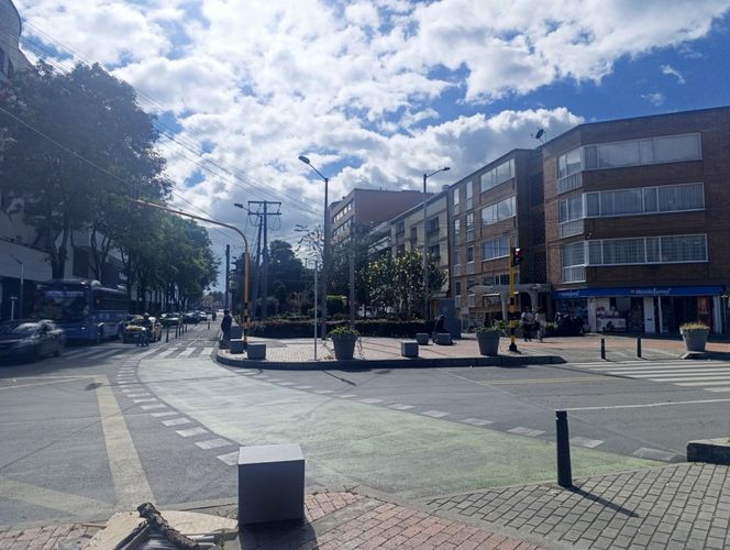 Casa de 8 alcobas en venta en Galerias, Bogotá, 857 m² · foto 6 de 14