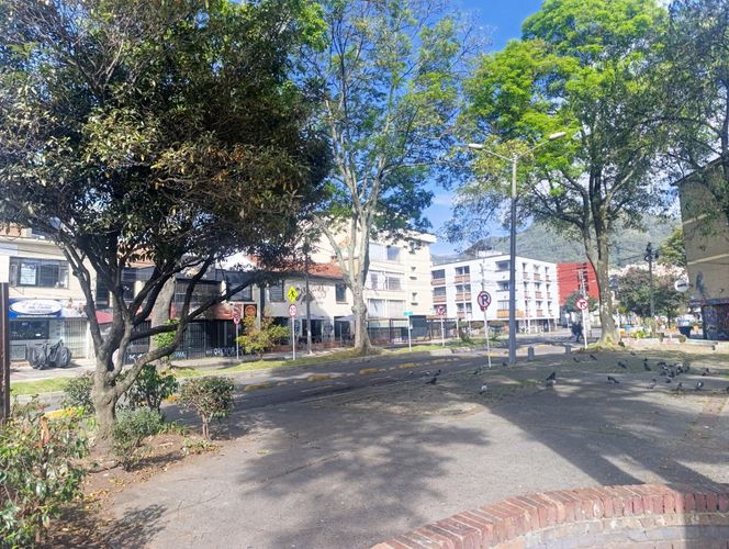 Casa de 8 alcobas en venta en Galerias, Bogotá, 857 m² · foto 7 de 14