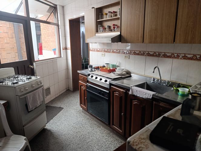 Casa de 3 alcobas en venta en Galerias, Bogotá, 301 m² · foto 5 de 11
