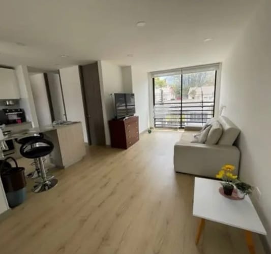 Apartamento de 3 alcobas en venta en San Luis, Bogotá, 78 m² · foto 2 de 16