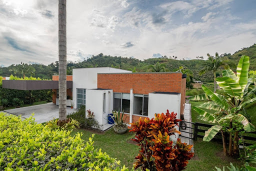 Casa en venta en Combia, Pereira · foto 4 de 24