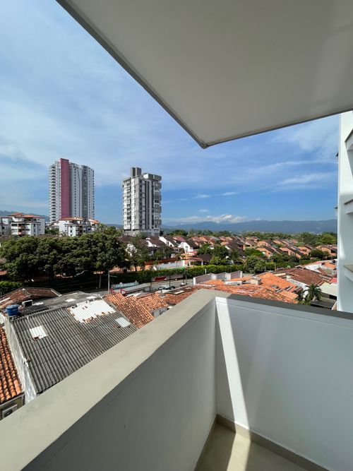 Apartamento de 2 alcobas en venta en Cañaveral, Floridablanca, 75 m² · foto 5 de 20