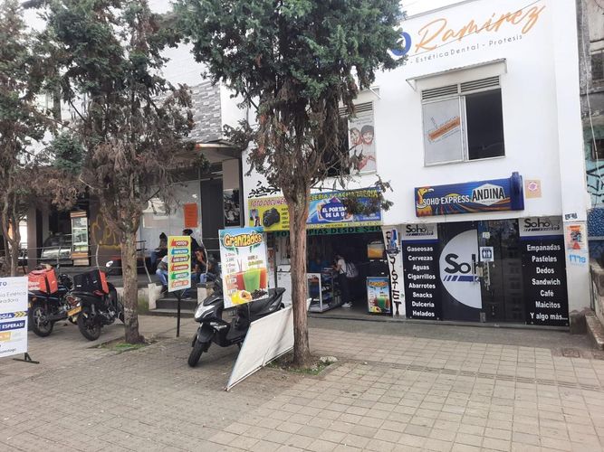 Local en venta en Armenia, 29 m² · foto 2 de 4