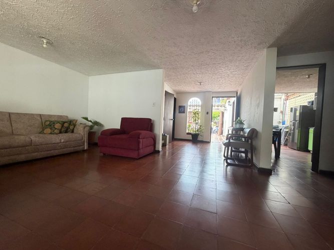 Casa de 4 alcobas en venta en El Refugio, Cali, 160 m² · foto 10 de 19