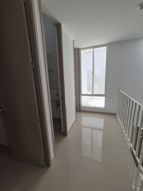 Casa de 3 alcobas en venta en Cedros Del Castillo, Jamundí, 180 m² · foto 8 de 15