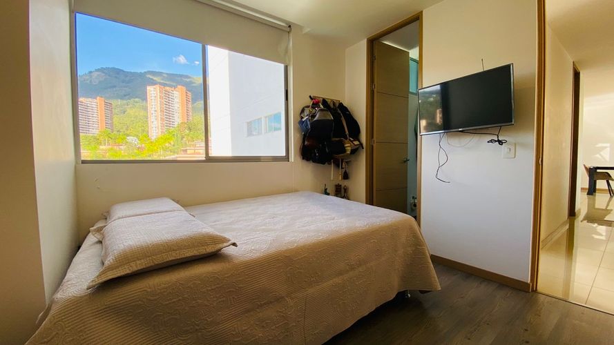 Apartamento de 2 alcobas en arriendo en La Calera, Medellín, 115 m² · foto 12 de 15