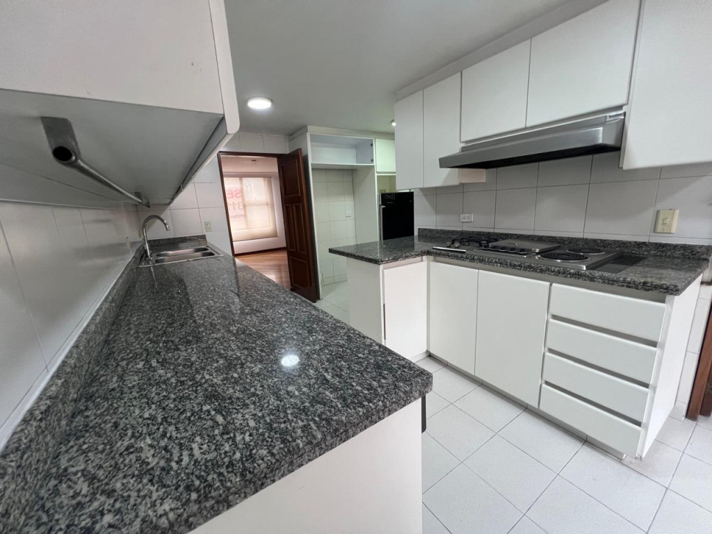 Apartamento en venta en El Nogal, Bogotá · foto 18 de 24