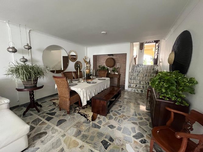 Casa de 5 alcobas en venta en Cabecera Del Llano, Bucaramanga, 400 m² · foto 6 de 24
