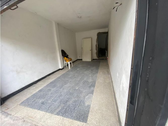 Local en arriendo en Boston, Medellín, 30 m² · foto 2 de 13