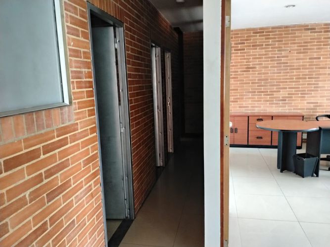 Bodega en arriendo en Siberia, Cota, 1300 m² · foto 6 de 24