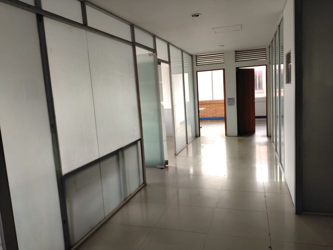 Bodega en arriendo en Siberia, Cota, 1300 m² · foto 16 de 24