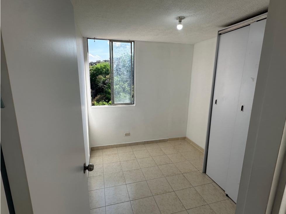 Apartamento en venta en El Poblado, Medellín · foto 9 de 24