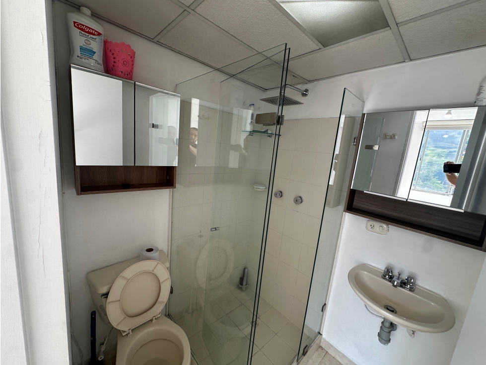 Apartamento en venta en El Poblado, Medellín · foto 15 de 24