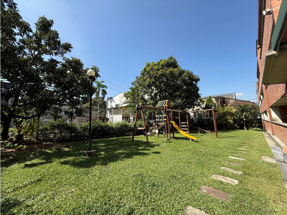 Apartamento en venta en El Poblado, Medellín · foto 24 de 24