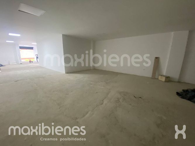 Local en arriendo en La Milagrosa, Medellín, 180 m² · foto 2 de 8