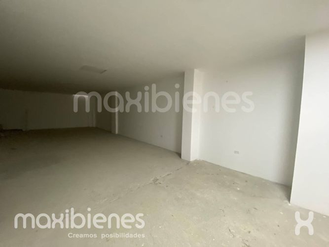 Local en arriendo en La Milagrosa, Medellín, 180 m² · foto 3 de 8