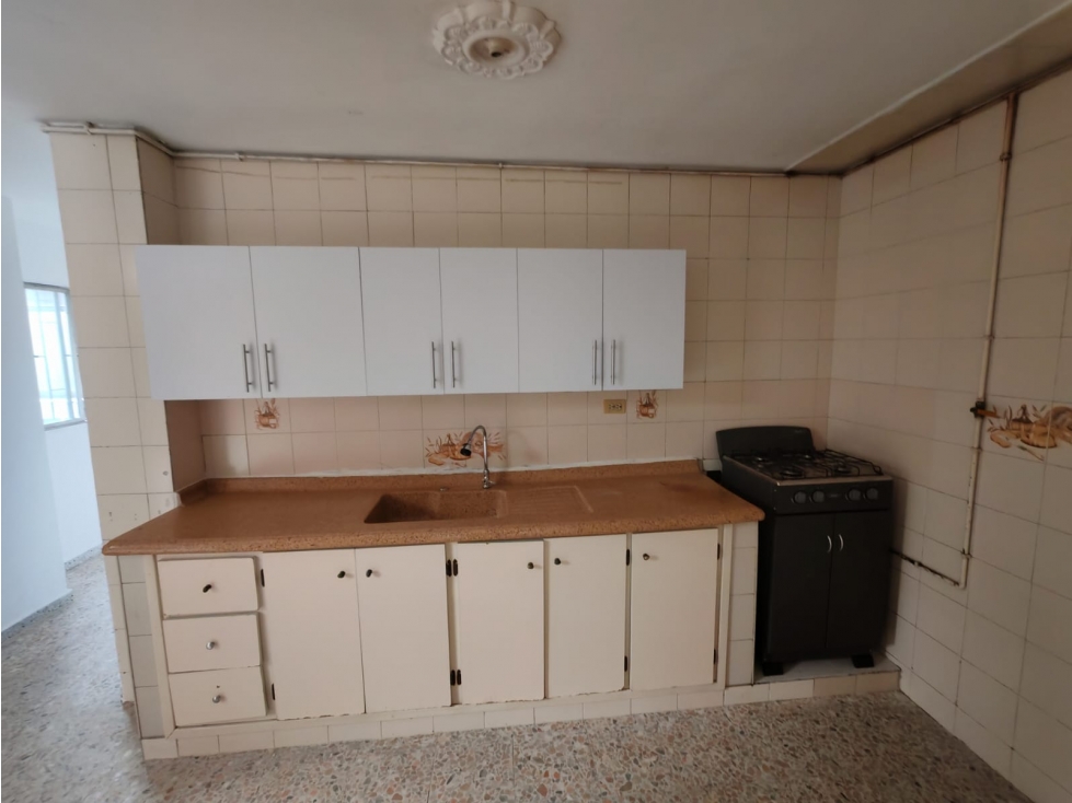 5BR House in Niquia (120 m²)