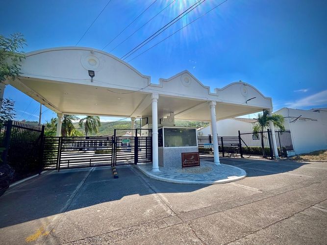 Casa de 3 alcobas en venta en Miraflores, Girardot, 72 m² · foto 15 de 18
