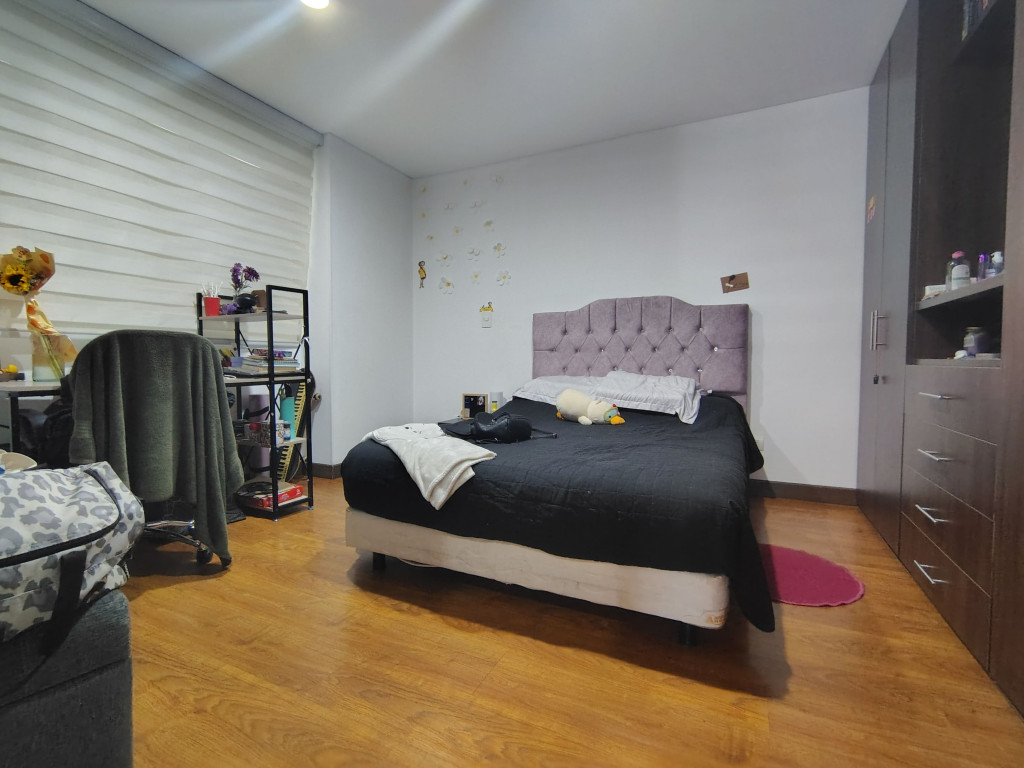Apartamento en venta en Las Villas, Bogotá · foto 13 de 14