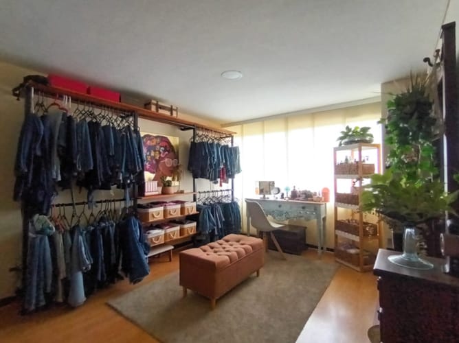Apartamento de 3 alcobas en venta en La Aguacatala, Medellín, 208 m² · foto 18 de 24