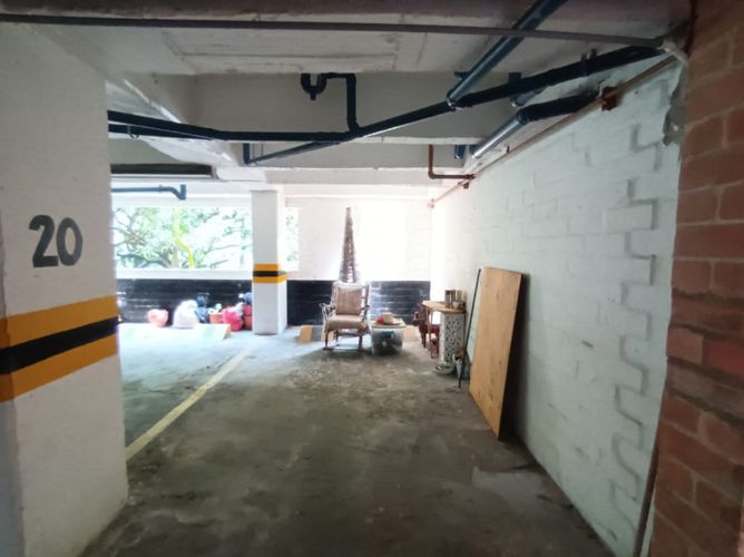 Apartamento de 3 alcobas en venta en La Aguacatala, Medellín, 208 m² · foto 23 de 24