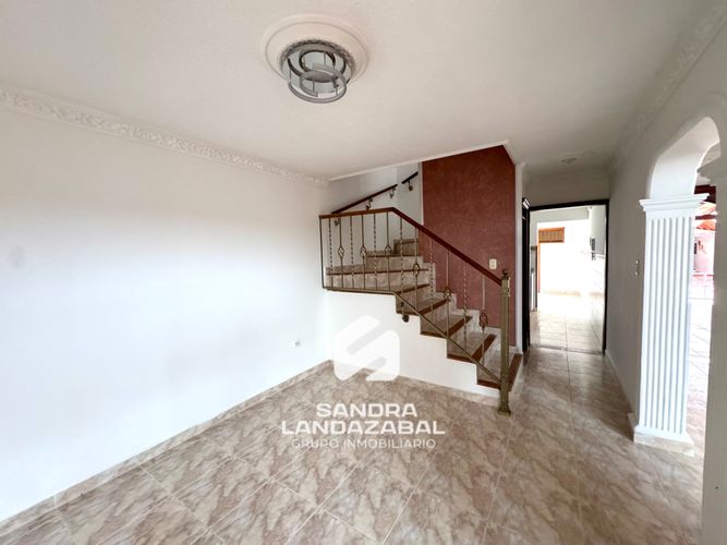Casa de 4 alcobas en venta en Lagos Del Cacique, Bucaramanga, 160 m² · foto 4 de 20