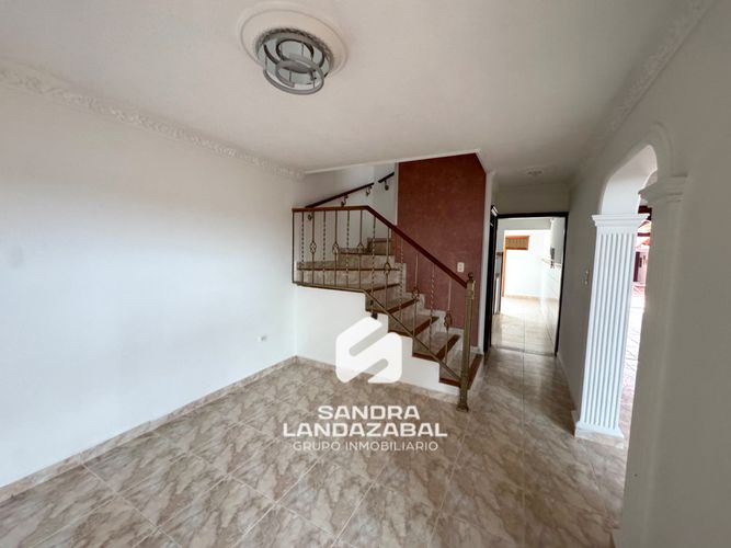 Casa de 4 alcobas en venta en Lagos Del Cacique, Bucaramanga, 160 m² · foto 3 de 20