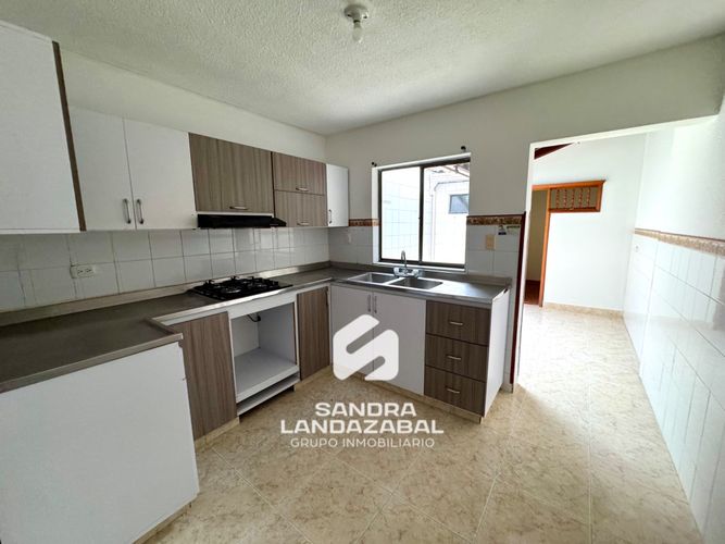 Casa de 4 alcobas en venta en Lagos Del Cacique, Bucaramanga, 160 m² · foto 7 de 20