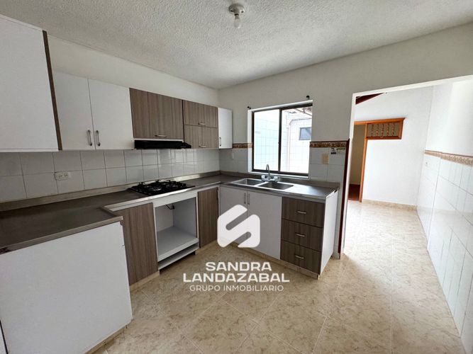 Casa de 4 alcobas en venta en Lagos Del Cacique, Bucaramanga, 160 m² · foto 10 de 20