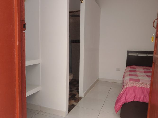 Casa de 8 alcobas en venta en San Cayetano, Cali, 172 m² · foto 7 de 24