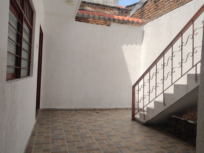 Casa de 8 alcobas en venta en San Cayetano, Cali, 172 m² · foto 13 de 24